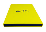 Κίτρινο κιβώτιο δώρων χρώματος διαμορφωμένο βιβλίο, τοπ κιβώτια κτυπήματος χαρτονιού με τη μαγνητική σύλληψη προμηθευτής