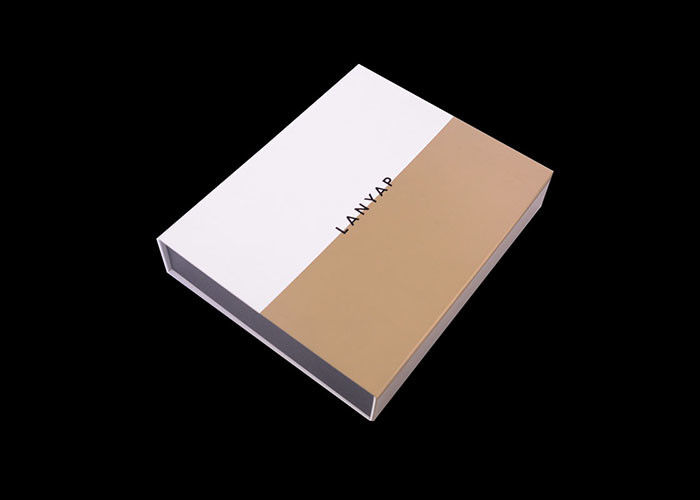 Δίπλωμα διαμορφωμένου του βιβλίο συσκευάζοντας κουτιού από χαρτόνι δώρων με το μαγνητικό χτύπημα περάτωσης προμηθευτής