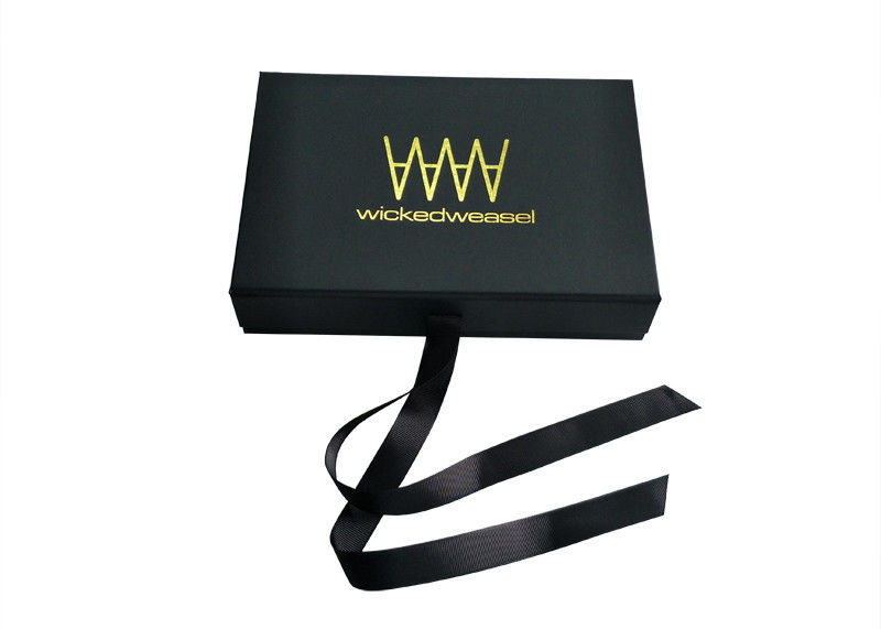 Μπικινιών Swimwear συσκευασίας διαμορφωμένη βιβλίο έγκριση περάτωσης ISO μαγνητών κορδελλών κιβωτίων μαύρη προμηθευτής